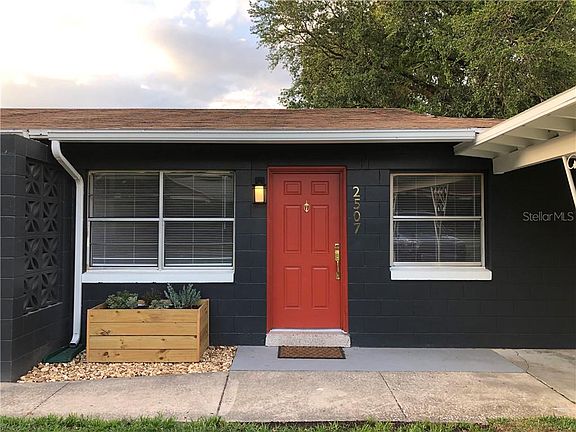 2nd image of 2507 E Kaley Ave