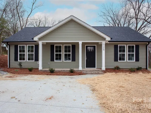 125 Chestnut Dr SW, Concord, NC 28025