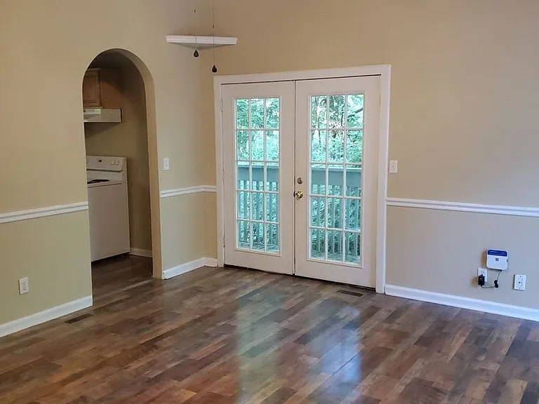 3935 Saylor Ct — Photo 7