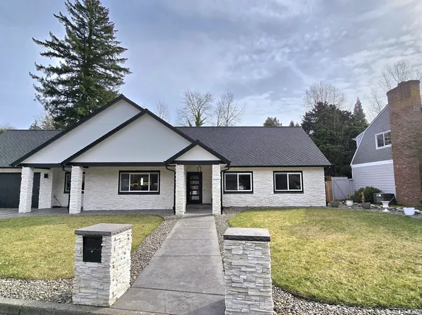 20200 NE Broadway Ct, Fairview, OR 97024