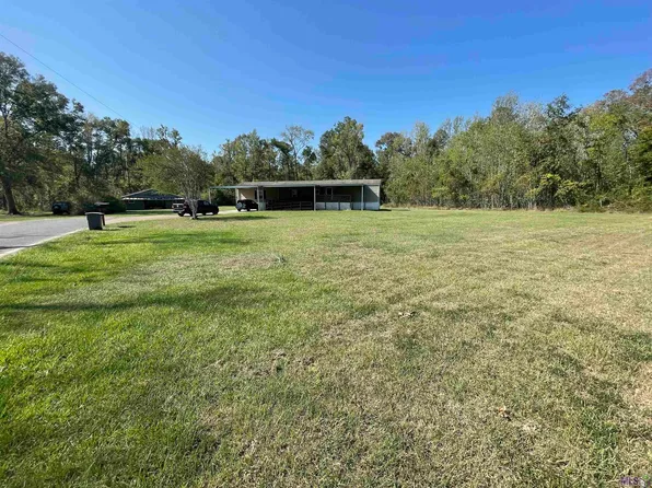 12423 Molliere Rd, Saint Amant, LA 70774