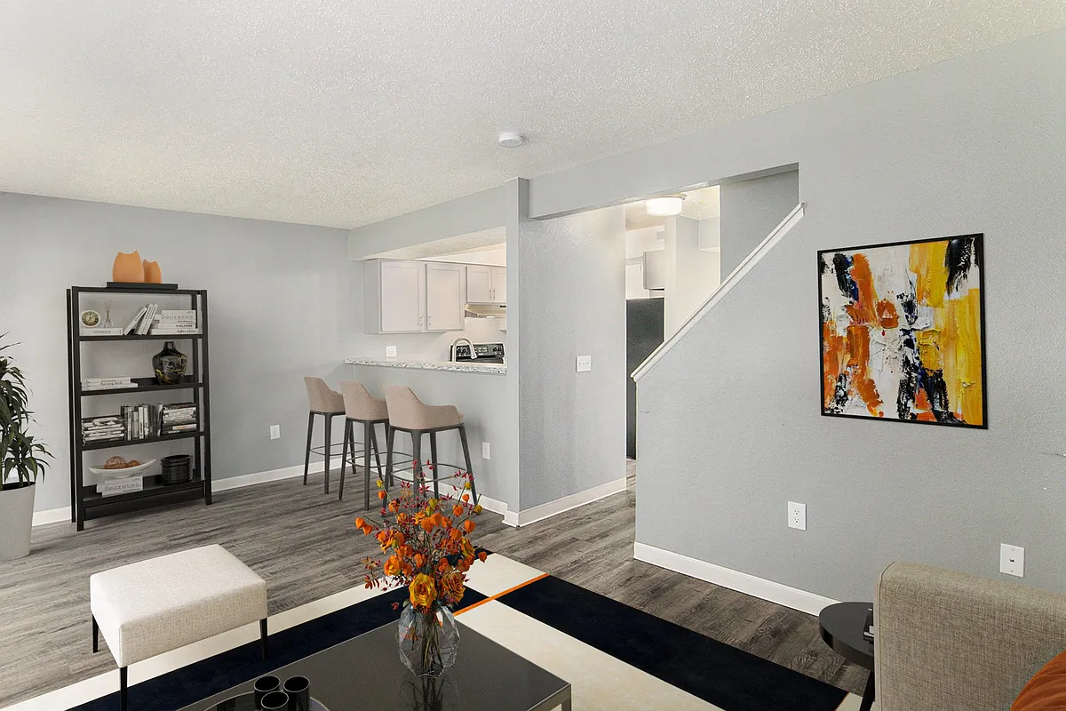 Building Photo - 900 West Townhomes