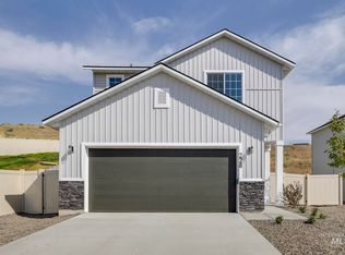2462 W Fallon Loop, Nampa, ID 83651