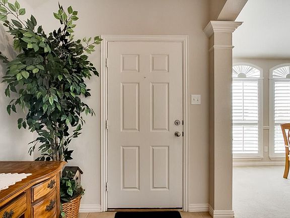 4th image of 5408 Centeridge Ln