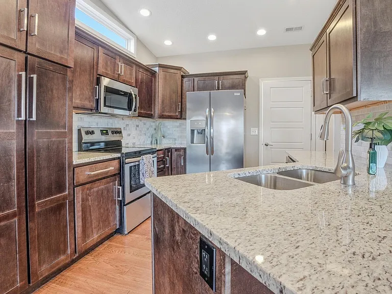 2309 Mace Dr — Photo 8