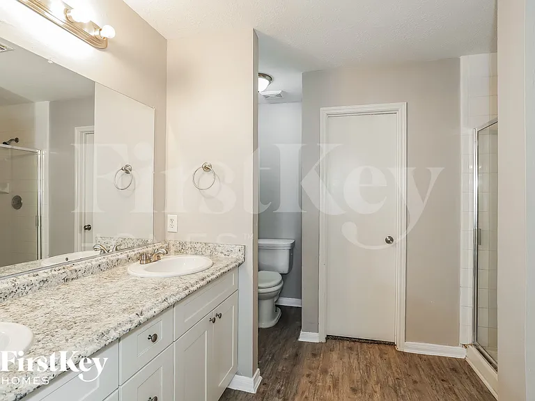 518 Foxglove Dr — Photo 11