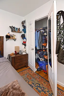 Rented by Ledvech Group | media 4