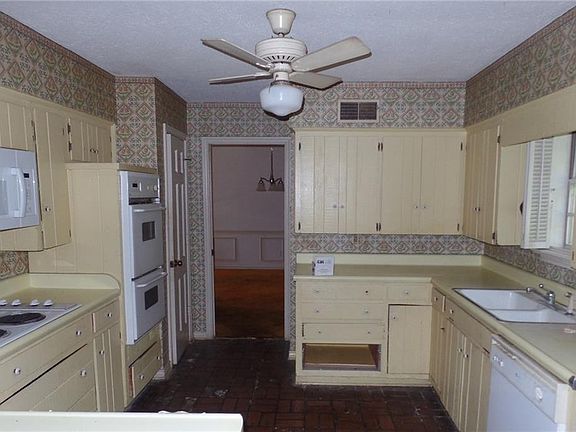 4th image of 7279 Ashington Dr