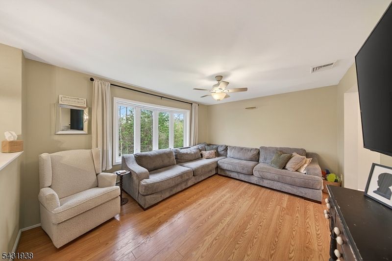 13 Valley Dr, Glenwood, NJ 07418 | Zillow