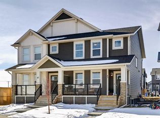 83 N Midtown Xing SW, Airdrie, AB T4B5H1