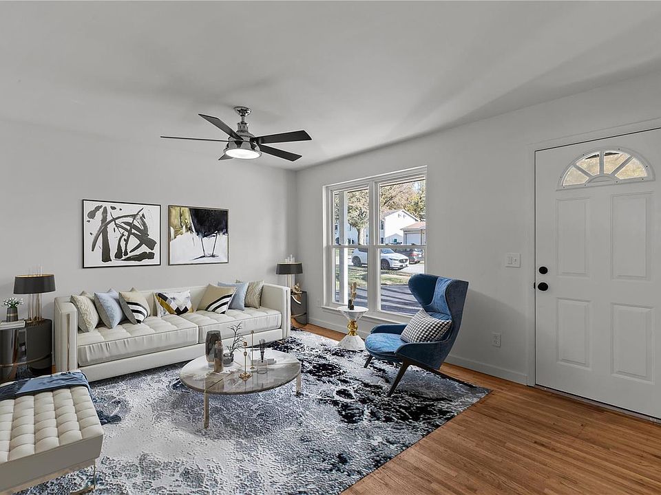 4927 Tulip Tree Ln, Hazelwood, MO 63042 | Zillow