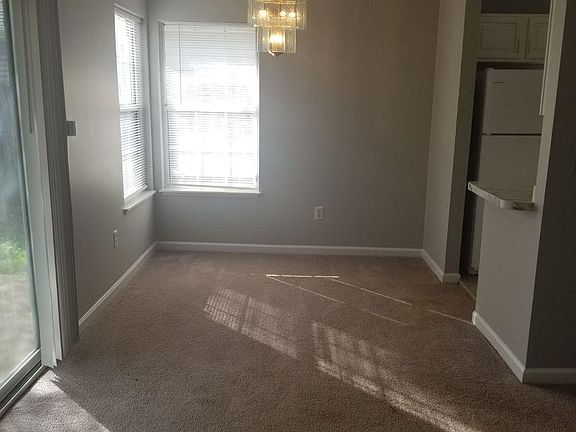 3rd image of 3524 Branchwood Pl