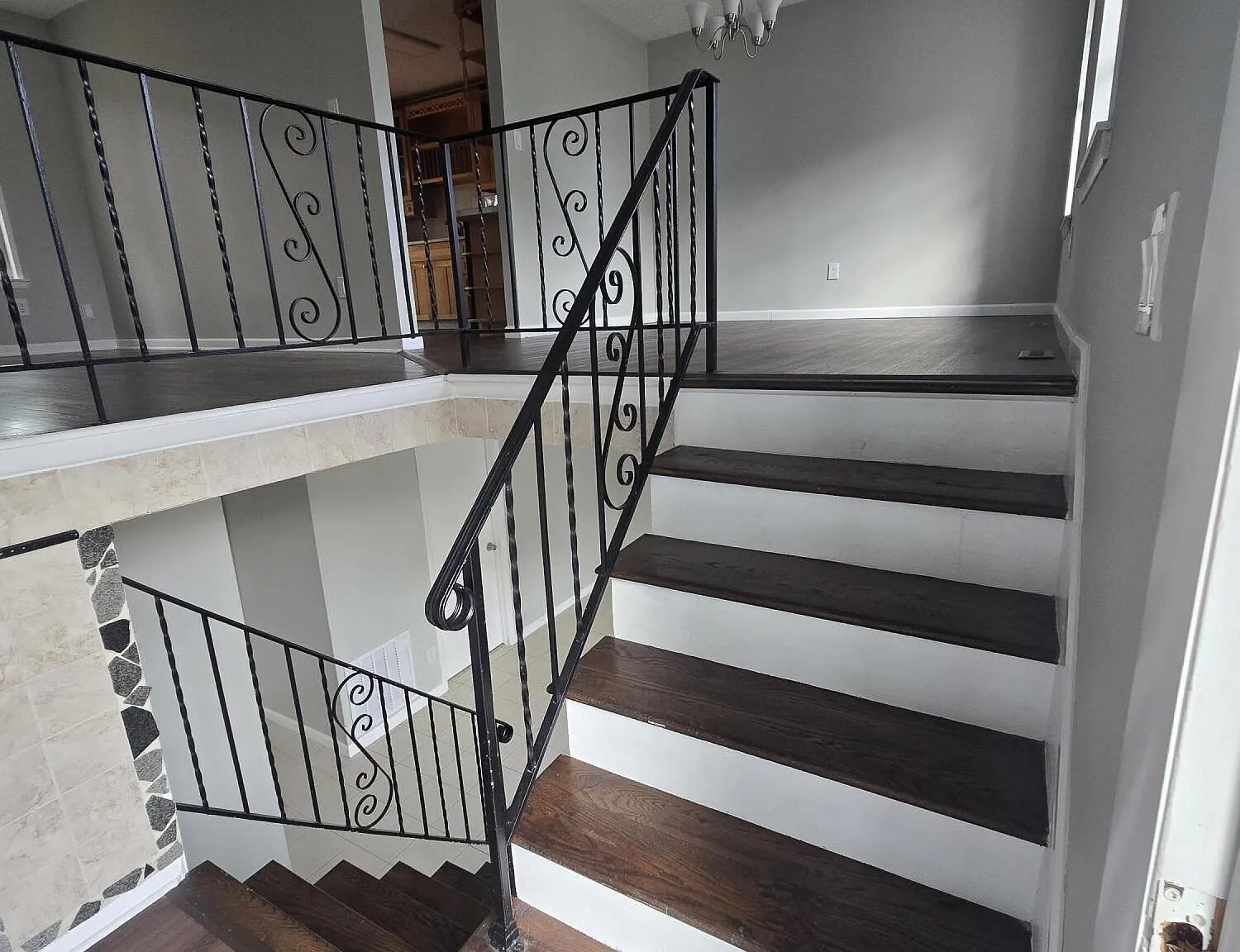 5 bed, 1808 sqft, $3,500 — Photo 2