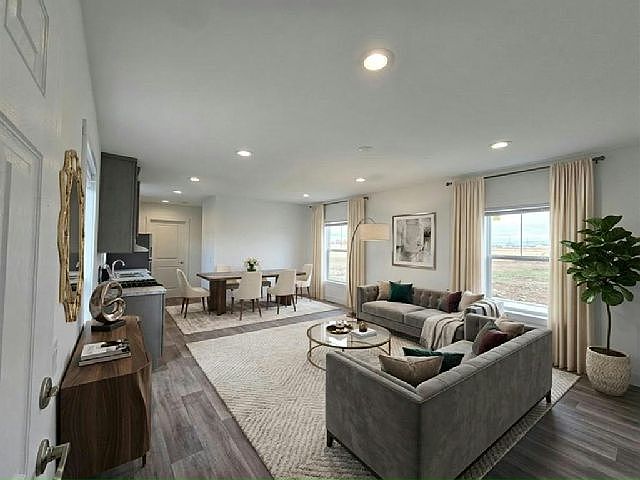 1st image of 515 Walleye Rd #205
