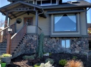326 E 11th St, Port Angeles, WA