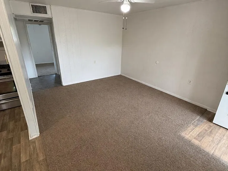 Unit Photo