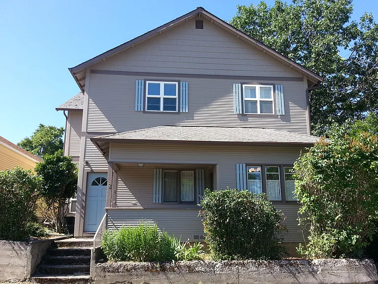 8 B St #1 — Photo 11