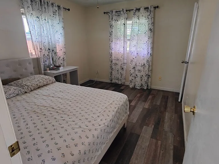 2600 N Beaumont Ave — Photo 7