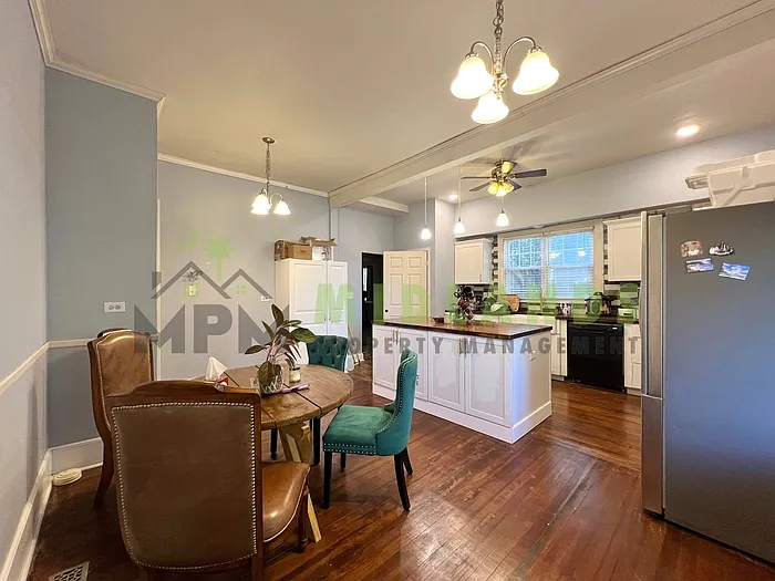 2417 Clark St — Photo 14