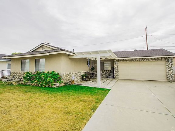 3rd image of 6532 San Hernando Way