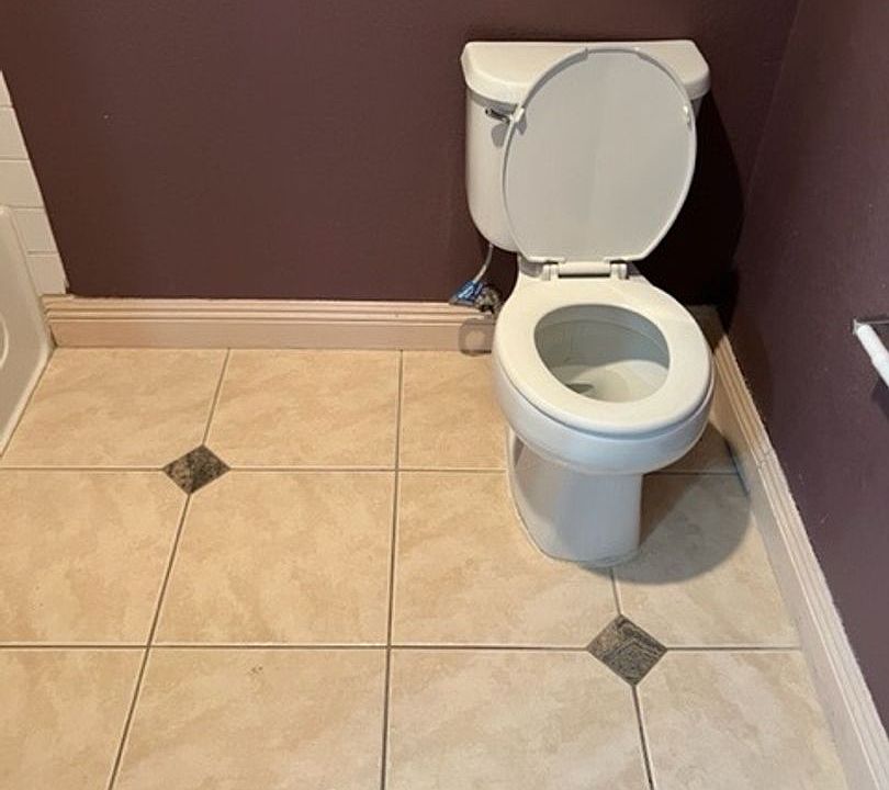 1st image of 1150 N Buffalo Dr APT 2017