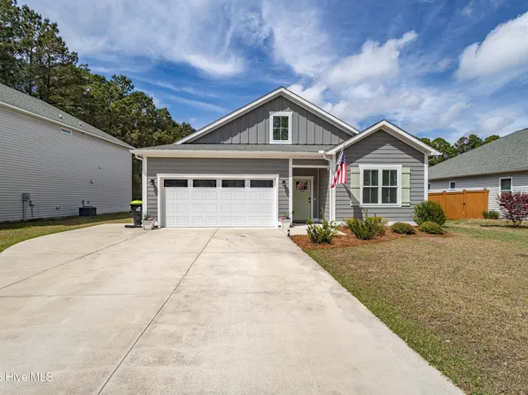 122 E Camp Kiro Road, New Bern, NC 28560