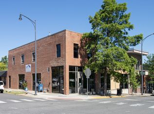 909 E Ash St, Columbia, MO 65201