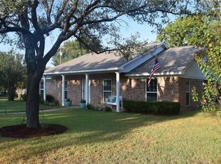 609 Regina Dr, Hewitt, TX 76643