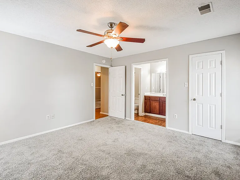10378 Yates Dr — Photo 11