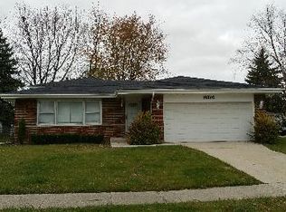 15006 Avers Ave, Midlothian, IL 60445