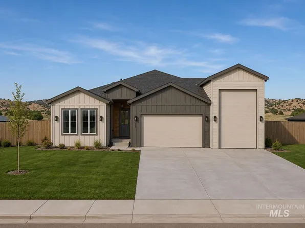 300 NE Greystone Loop, Mountain Home, ID 83647