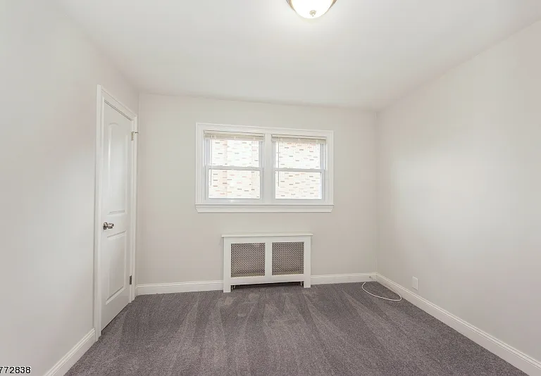 94 Scoles Ave — Photo 9