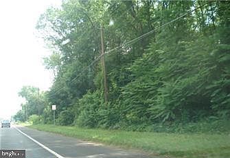 2nd image of 625 Route 73 S