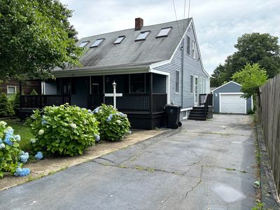 19 Suffolk Ave, Dartmouth, MA, 02747