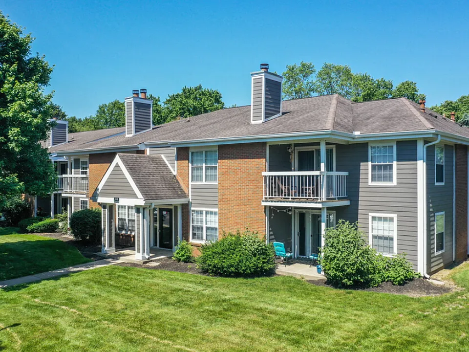 2072 Bentwood Cir #2072-2D