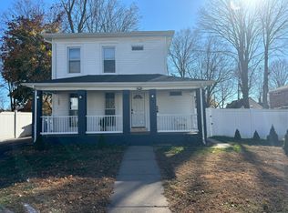 60 Oak St, Manchester, CT 06040