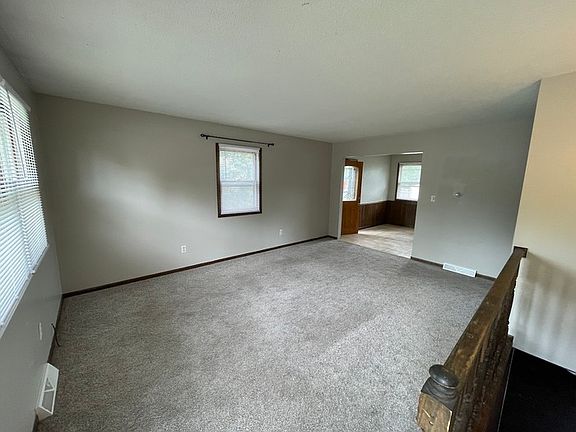 2nd image of 3572 Kenowa Ave SW #3572