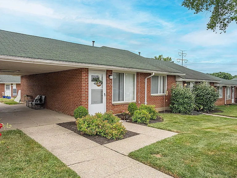 The Estates At Fernview — Photo 22