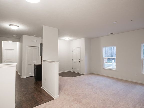 4th image of 12015 Zircon Ln Unit 300