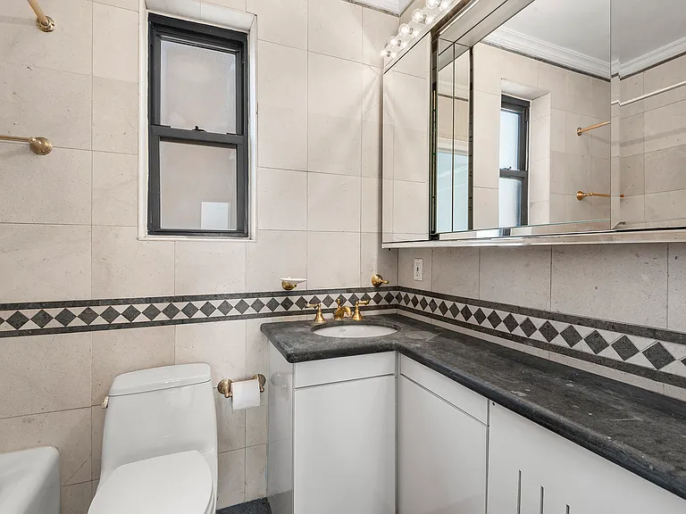 65 E 96th St #14C — Photo 5