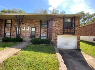 15501 E 49th St, Kansas City, MO 64136