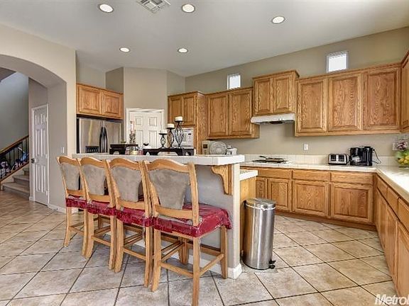 2nd image of 7000 Elvora Way