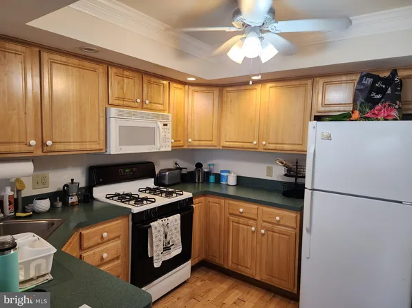 300 E Elm St, Conshohocken, PA 19428