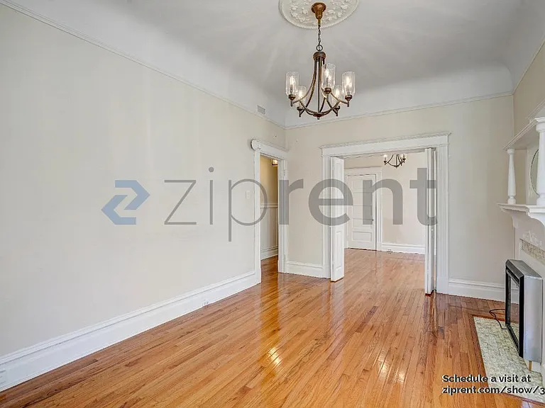 2132 Jones St — Photo 3