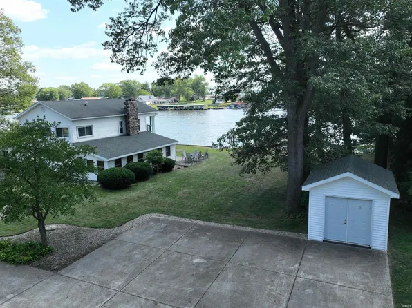 5326 E Quiet Water Ct, Monticello, IN 47960