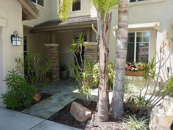 5th image of 322 Crownview Ct