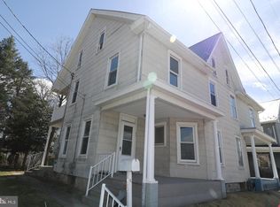 213 Walnut St, Waynesboro, PA 17268