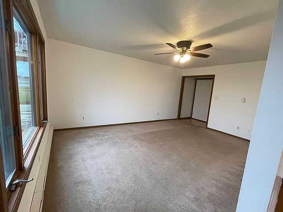 2nd image of 304 Jay Ray Ct #3
