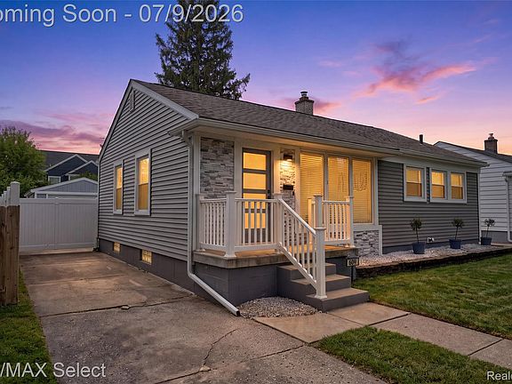 3rd image of 609 N Connecticut Ave
