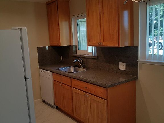 2nd image of 1766 Gilda Way APT 2
